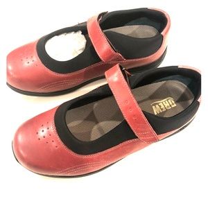 Drew Diabetic friendly shoes. 8.5 EE